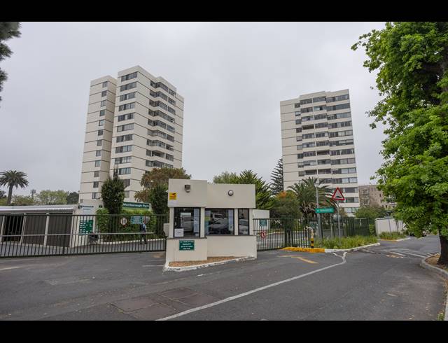 0.5 BEDROOM APARTMENT TO LET IN CLAREMONT